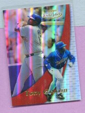 TONY GWYNN SAN DIEGO PADRES 2000 TOPPS GOLD LABEL BASEBALL CARD #11