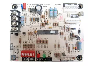 Placa de circuito de control de horno NORDYNE 624699 - Imagen 1 de 2