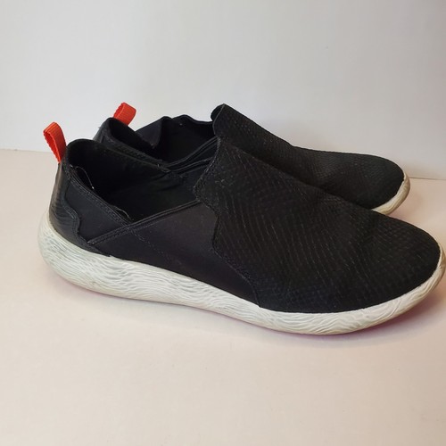 Sneakers Clarks Artisan Max Cushion Cowley donna 9 5 M nere alla moda slip on