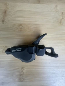 Shimano Deore Left Front Shifter SL-M610 MTB 2 or 3 Speed - Picture 1 of 2