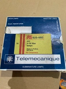 8x TELEMECANIQUE MINI LAMPS 24v 5-7w MAX LAMPS. NOS (2-157) - Picture 1 of 2