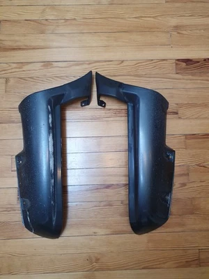 Bas de caisse arrière BMW E30 325ix phase 1 (51711934945 & 517119349446) - Photo 1/4