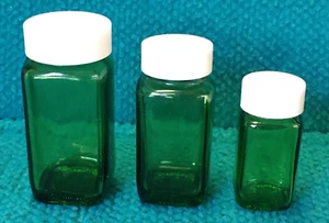 Lot of 3 : DURAGLAS "Green" PILL BOTTLES : Unique RECTANGLE @ Medicine 1940s/50s - Picture 1 of 3