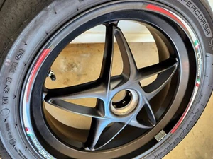 MV AGUSTA F4 1000 CORSACORTA 2010 - 2012 STRAIGHT REAR WHEEL RIM 17 x 6 INCH - Picture 1 of 5