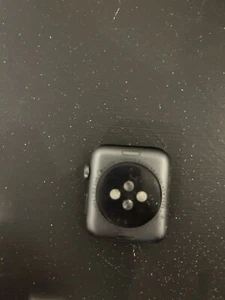 Apple Watch - Photo 1 sur 2