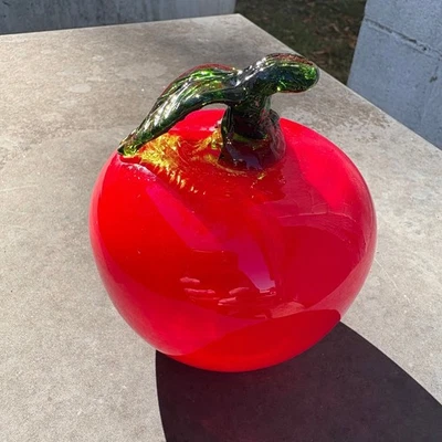 Manzana roja de vidrio soplado a mano estilo Murano vintage con tallo y hoja verdes Foto 1 de 4