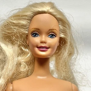 Barbie Mattel 1976 muñeca desnuda de colección pelo rubio ojos azules - Imagen 1 de 7