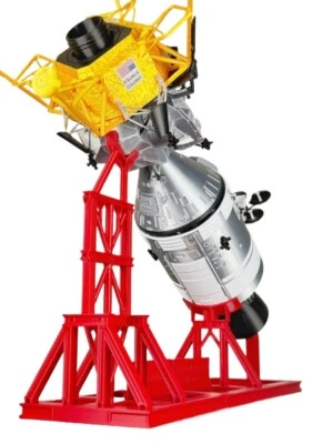1/48 NASA Apollo Saturn V Command Service Module CSM With Lunar Module LM Model - Image 1 of 4