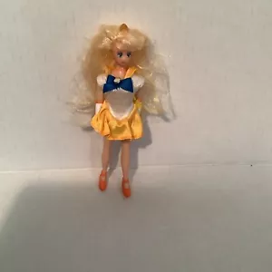 SAILOR MOON SAILOR VENUS DOLL Bandai vintage 1995 6" - Picture 1 of 3