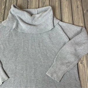 Suéter para mujer Michael Kors gris claro cuello capucha grande - Imagen 1 de 11