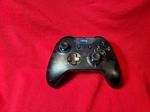 Xbox One Controller 1708 PlayerUnknown's Battlegrounds (New Joysticks) - Picture 1 of 6