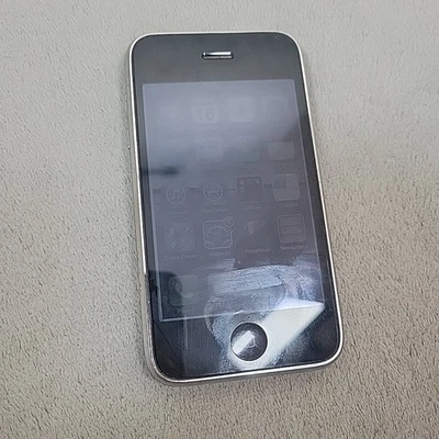 Apple iPhone 3GS A1303 8GB Black – Dark Display / Backlight – Device Only - Image 1 of 4
