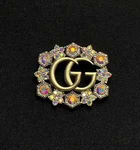 Gucci Wonderful Vintage Gold Brooch Big GG Logo With Colored Stones - Picture 1 of 8