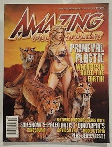 FIGURINE ÉTONNANTE MODÉLISATRICE MODELEUR #55 de 2013 bon état - Photo 1 sur 3