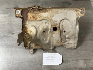 1998 99 00 01 2002 HONDA ACCORD 2.4L BATTERY METAL TRAY HOLDER H41 - Picture 1 of 10