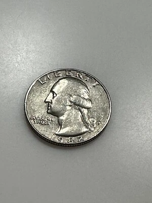 1982 P quarter - Error Coin - Rare - Image 1 of 4