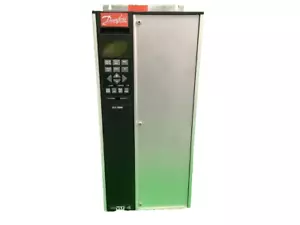 175Z4093 - DANFOSS - VLT5016PT5C20STR3D0F00A00C0 Variateur RECONDITIONNÉ - Bild 1 von 3