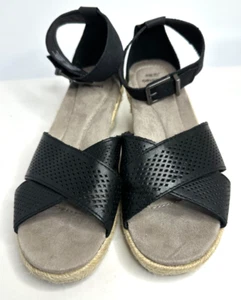 Earth Origins Women's Platinum Naples Natasha Leather Sandals Size 9.5 M US - Picture 1 of 4