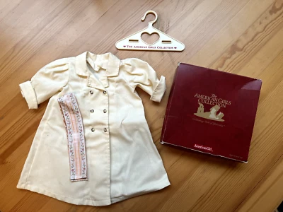 American Girl Samantha Travel Duster, Scarf, & Book (Pleasant Company, Box Incl) Foto 1 de 4