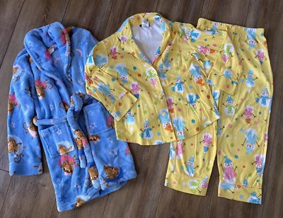 Niñas Invierno Feliz Amarillo Muñeco de Nieve Conjunto Pijama y BATA MONO AZUL Talla 6/6X Foto 1 de 4