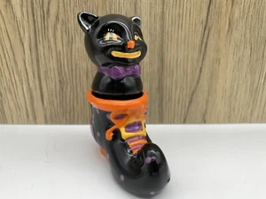 Johanna Parker Black Cat Pepper Salty Boot Shaker Set Salt Pepper Halloween NEW - Picture 1 of 12