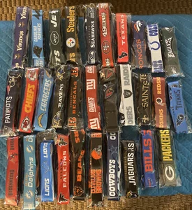 NFL KEYCHAIN LANYARD-26” Detachable With Clip For ID/Badge Holder-NIP-Ships Free - Picture 1 of 101