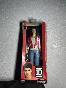 One Direction Zayn Malik Hasbro 2012 Collector Doll ~ Damaged Box ~ - Picture 1 of 8