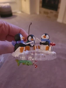 HALLMARK Keepsake ORNAMENT 2011 FRIENDS OF A FEATHER PENGUINS CAMPFIRE Roasting - Picture 1 of 5