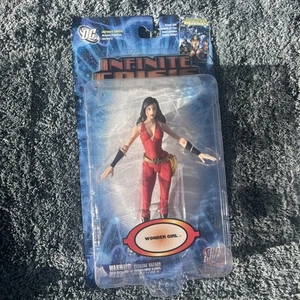 DC Direct Infinite Crisis Series 2 Red Donna Troy Wonder Girl Figure Brand New - Picture 1 of 2