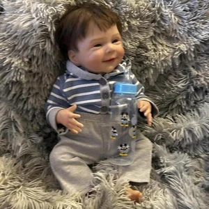 Muñeca bebé niño renacido cuerpo de tela completo extremidades y accesorios de silicona (NUEVO) - Imagen 1 de 10