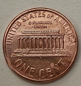 🔥 1992 D Close Am Lincoln Penny Rare Coin 🔥 - Picture 1 of 2