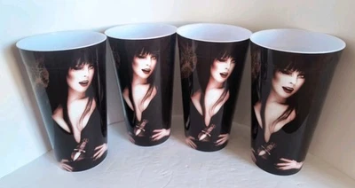 Elvira Mistress of the Dark 22 унц. Пластиковые чашки вечеринки пользу, чашки набор из 4 новый! - Изображение 1 из 4