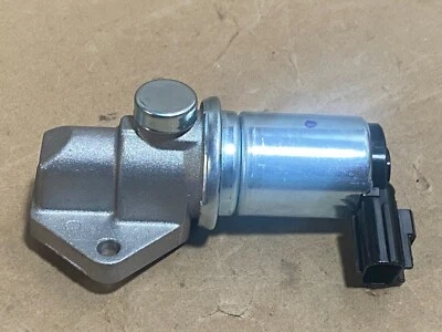 Válvula de control de aire de ralentí del motor Ford F6LZ-9F715-AC -- 1996-99 Ford Taurus SHO 3,4 L Foto 1 de 4
