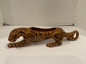 "Maceta de cerámica Tiger vintage mediados de siglo 15"" de largo excelente estado difícil de encontrar" - Imagen 1 de 9