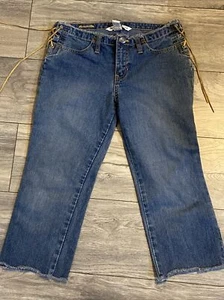 Junior Girls Size 14 Capri Jeans Ambercrombie & Fitch Jeans EUC Free Shipping - Picture 1 of 7