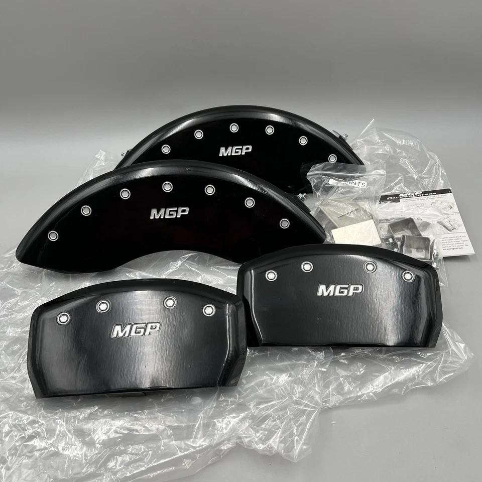 Capas de pinça de freio MGP 2009-16 BMW 535i xDrive preto e prata - 22224SMGPBK - Imagem 1 de 4