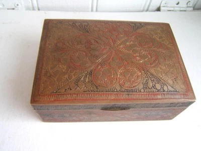 VINTAGE BRASS ENAMELED WOODEN LINED TRINKET BOX MADE IN INDIA - Image 1 of 4