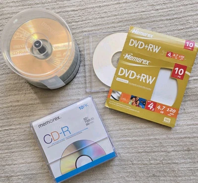 Lot 38 CD-R Music Blank Maxell Audio x 80 Minute 700MB + 6 Memorex CD-R, DVD+RW - Image 1 of 4