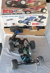 Vtg Team Associated RC10 GT Plus RC Nitro Car (For Repair / READ) W/ Box - Picture 1 of 13