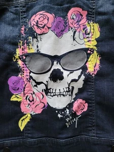 BRAND NEW Torrid Betsy Johnson Trucker Cut Unlined Denim Jacket Size XL 1 Ladies - Picture 1 of 8