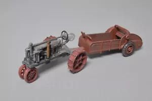 ERTL FARMALL MODEL F-20 1932 Tractor & Manure Spreader 1:43rd Scale - Picture 1 of 2
