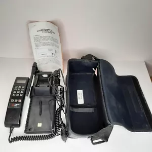 Vintage 1990s Motorola SCN2398A Mobile Car Brick Phone with For Repair or Parts - Zdjęcie 1 z 17