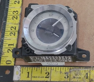 CADILLAC ESCALADE CIRCA '04 ANALOG CLOCK 15052242 AS-IS {5699} - Bild 1 von 11