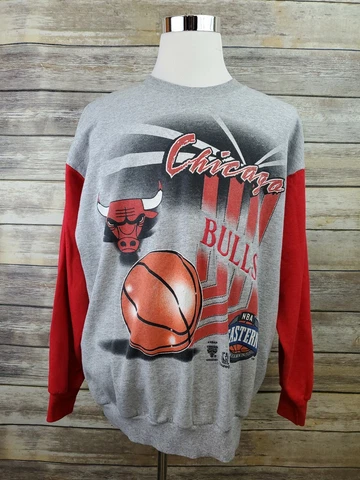 Chicago Bulls NBA Vintage 1990s Spell Out Rare USA 50/50 Sweater Adult XL Cover