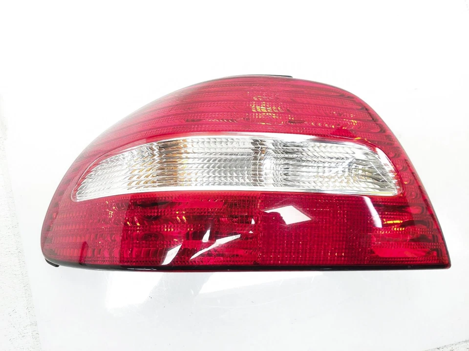 Luz trasera izquierda conductor Volvo C70 2003-2004 convertible 2 puertas 8628744 Foto 1 de 4