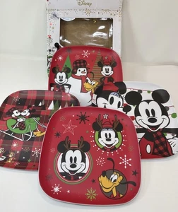 Disney Teller 4er Set Weihnachten Mickey Mouse Kunststoff 4 Designs im Karton - Bild 1 von 8
