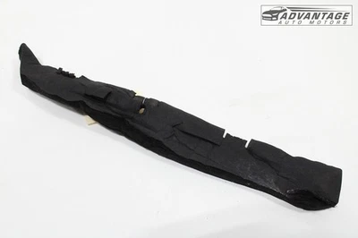 Cadillac CT4 2020-25 guardabarros delantero izquierdo lado del conductor cubierta de aislamiento trasero OEM Foto 1 de 4