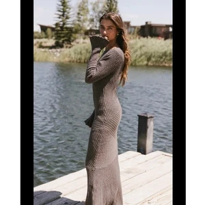 Bohme Grove geripptes Maxi Pullover Kleid in anthrazitgrau Gr. Medium minimalistisch neu mit Etikett - Bild 1 von 7