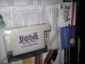 Digitrax  BXP88 LocoNet 8 Occupancy & Detection Sections/Transponding/Power Mgmt - Picture 1 of 1
