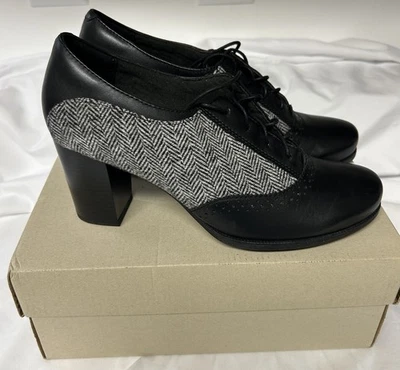 NUEVO EN CAJA Clark’s Cleason Zapatos Shootie de Cuero Negro Perla con Cordones para Mujer Talla 9 Foto 1 de 4